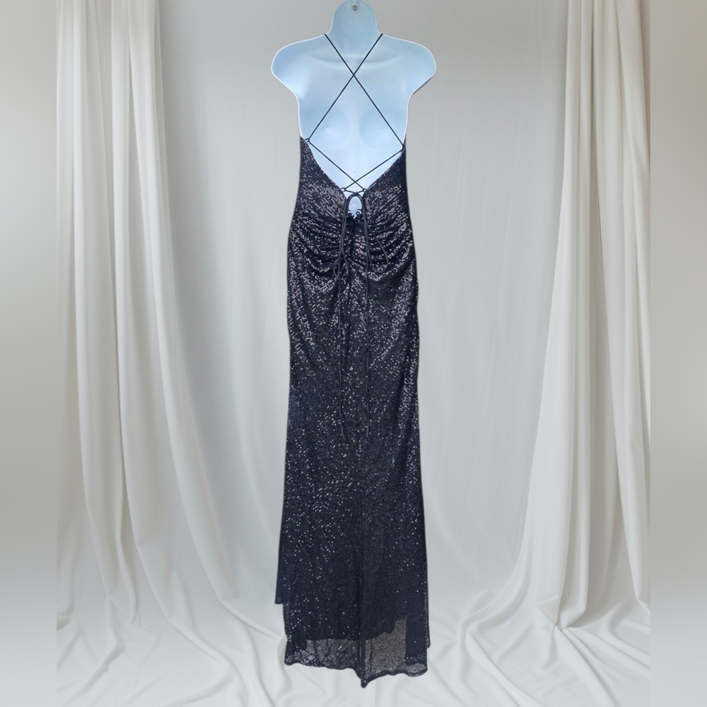 Cinderella Divine Sequin Gown- L - Picture 8 of 15